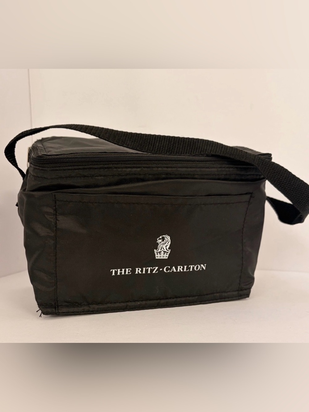The Ritz-Carlton Black Toiletry Bag with Carry Strap w/white lining 🤍